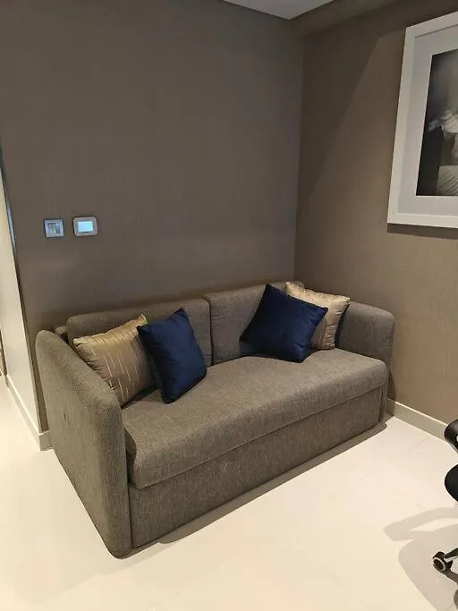 Lemodcasa - Modern Chic Studio Dubai 0*,