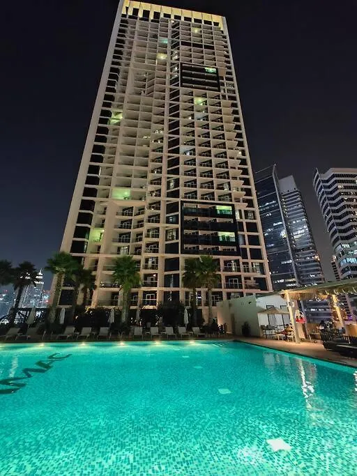 Lemodcasa - Modern Chic Studio Dubai Apartment
