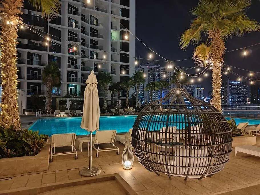 Apartment Lemodcasa - Modern Chic Studio Dubai