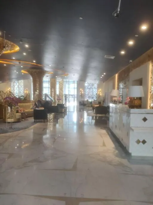 Lemodcasa - Modern Chic Studio Dubai Apartment