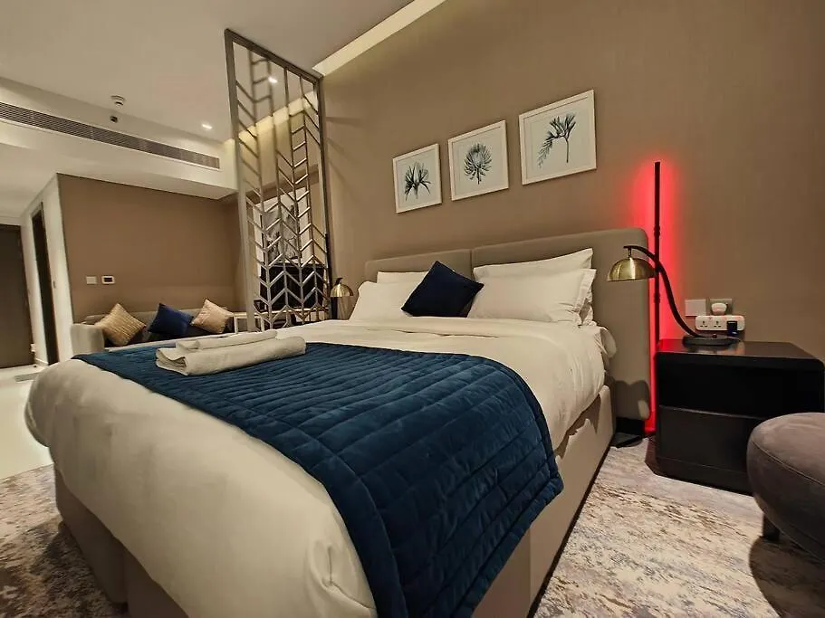 Lemodcasa - Modern Chic Studio Dubai