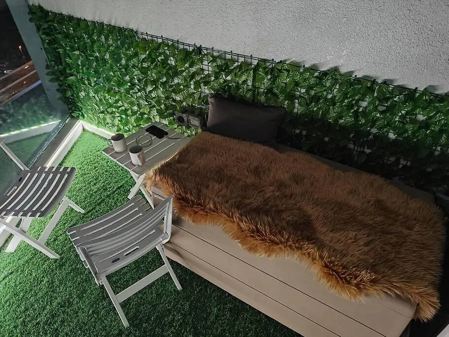 Lemodcasa - Modern Chic Studio Dubai